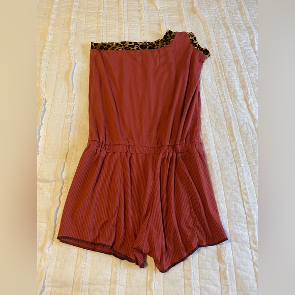 Romper - Picture 1 of 1